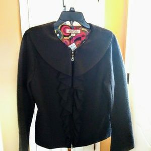 BEYOND THREADS / SARA RUFFLE BLAZER
